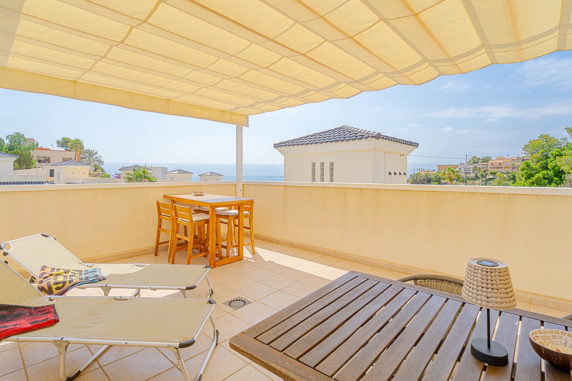 Videresalg - Frittliggende Villa - El Campello - Urb Els Banyets