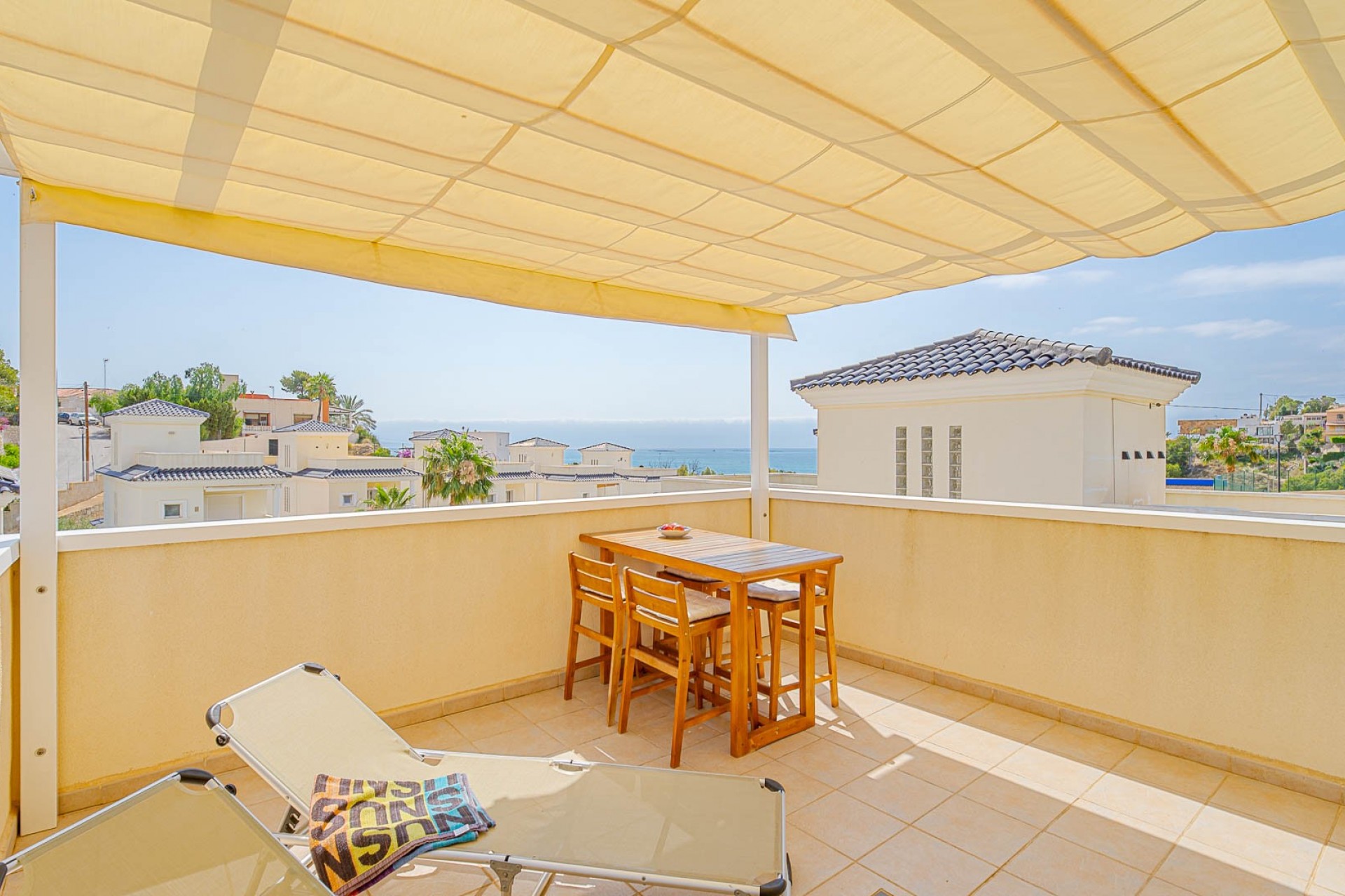 Videresalg - Frittliggende Villa - El Campello - Urb Els Banyets