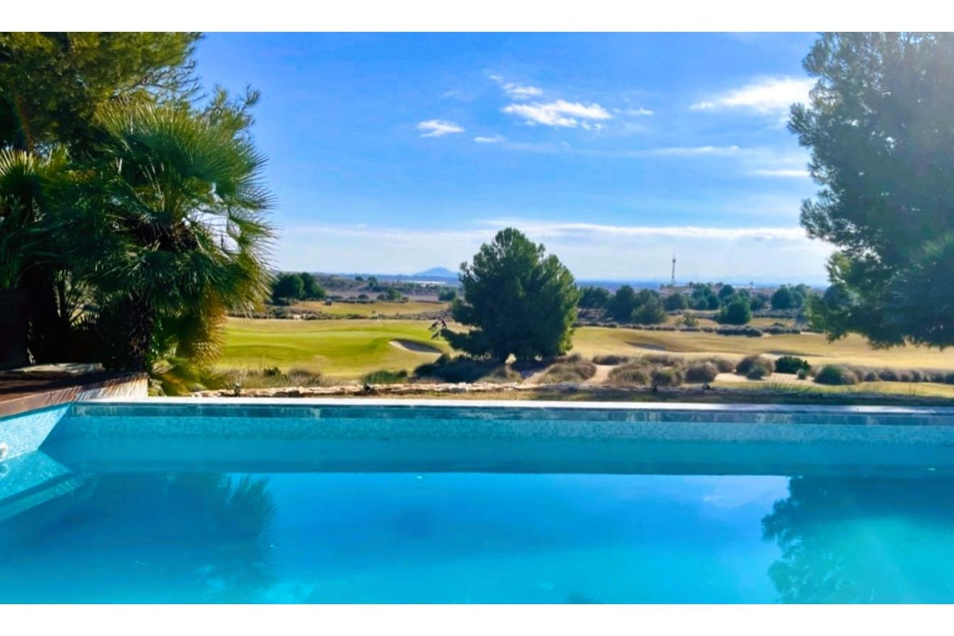 Videresalg - Frittliggende Villa - El Valle Golf Resort - El Valle Golf Resort - Centre