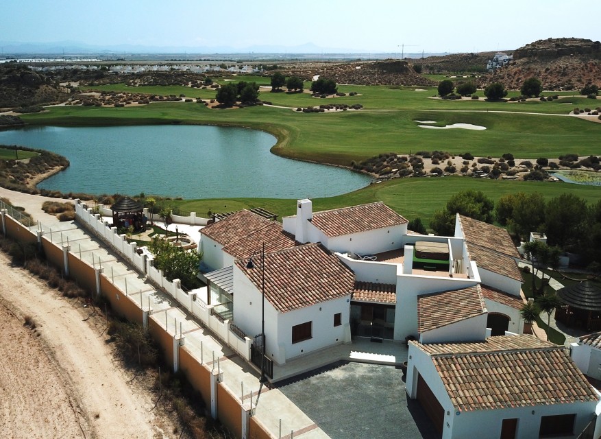 Videresalg - Frittliggende Villa - El Valle Golf Resort