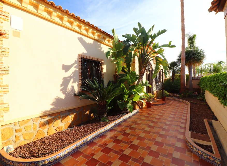 Videresalg - Frittliggende Villa - Formentera del Segura - Fincas de La Vega