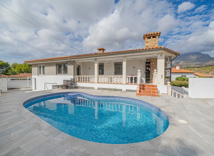 Videresalg - Frittliggende Villa - La Nucia - Panorama