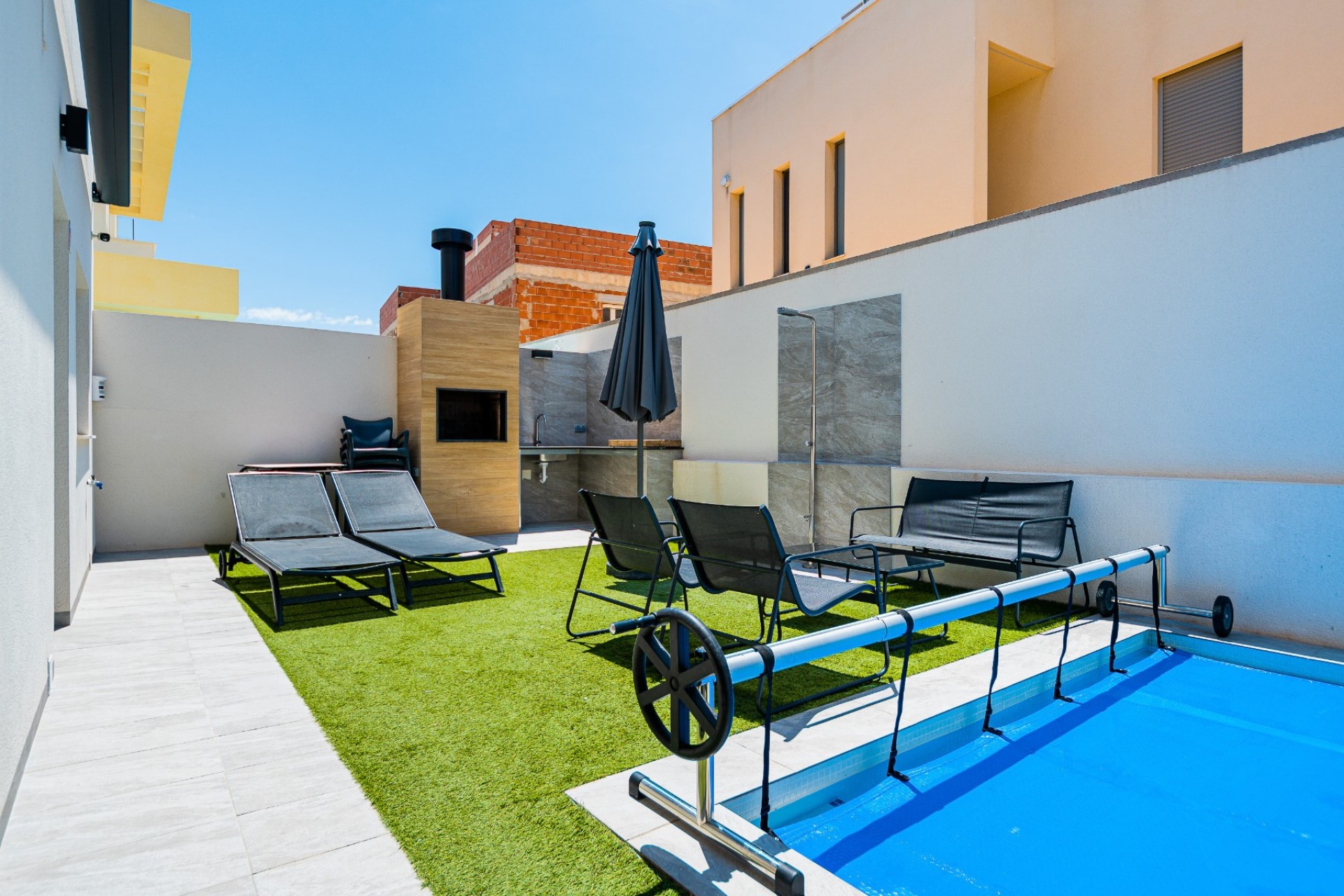 Videresalg - Frittliggende Villa - Los Montesinos - La Herrada