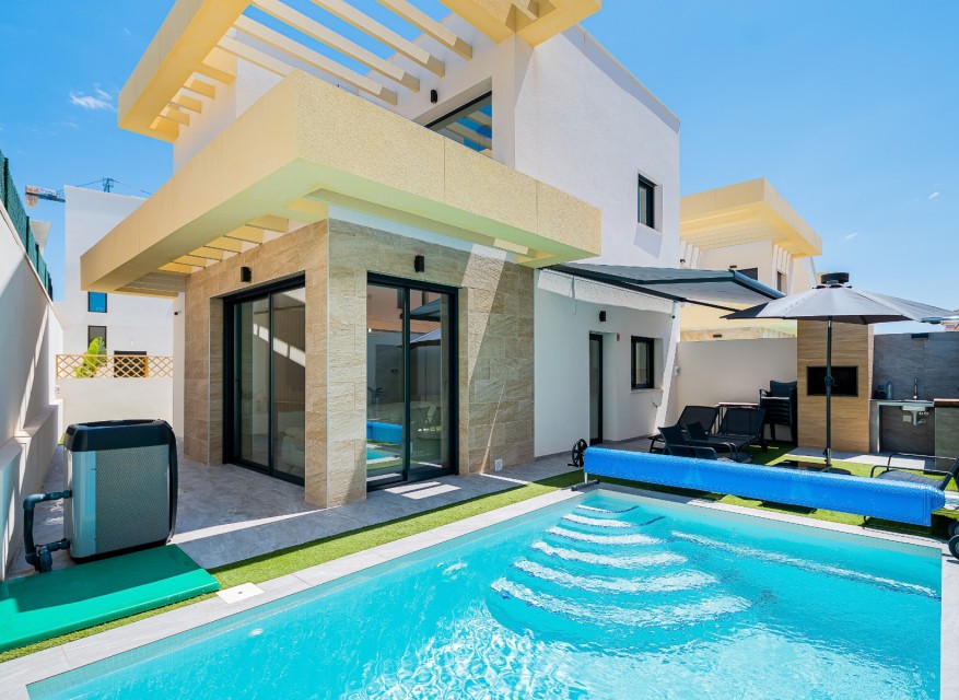 Videresalg - Frittliggende Villa - Los Montesinos - La Herrada