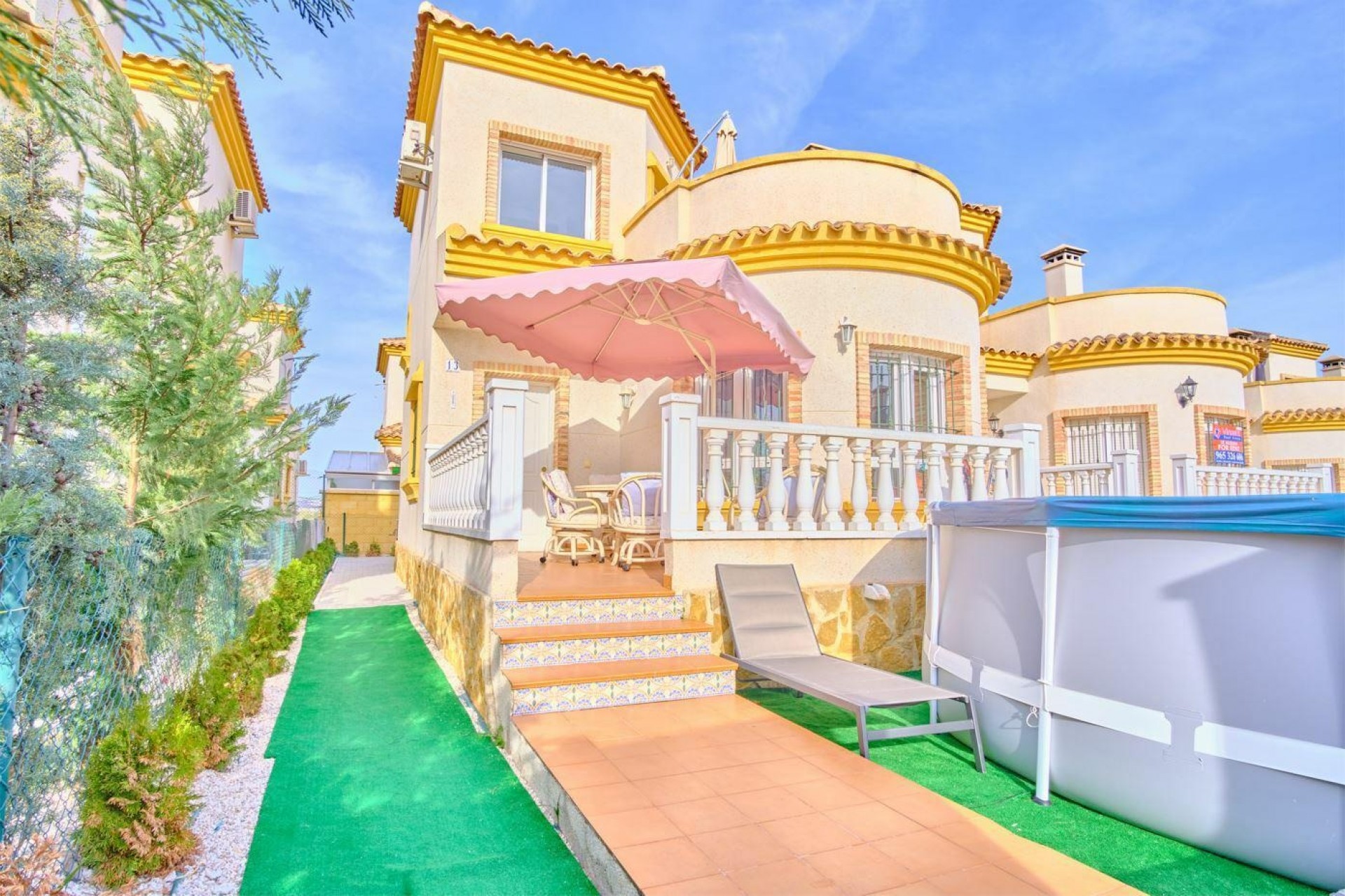 Videresalg - Frittliggende Villa - Los Montesinos - La Herrada
