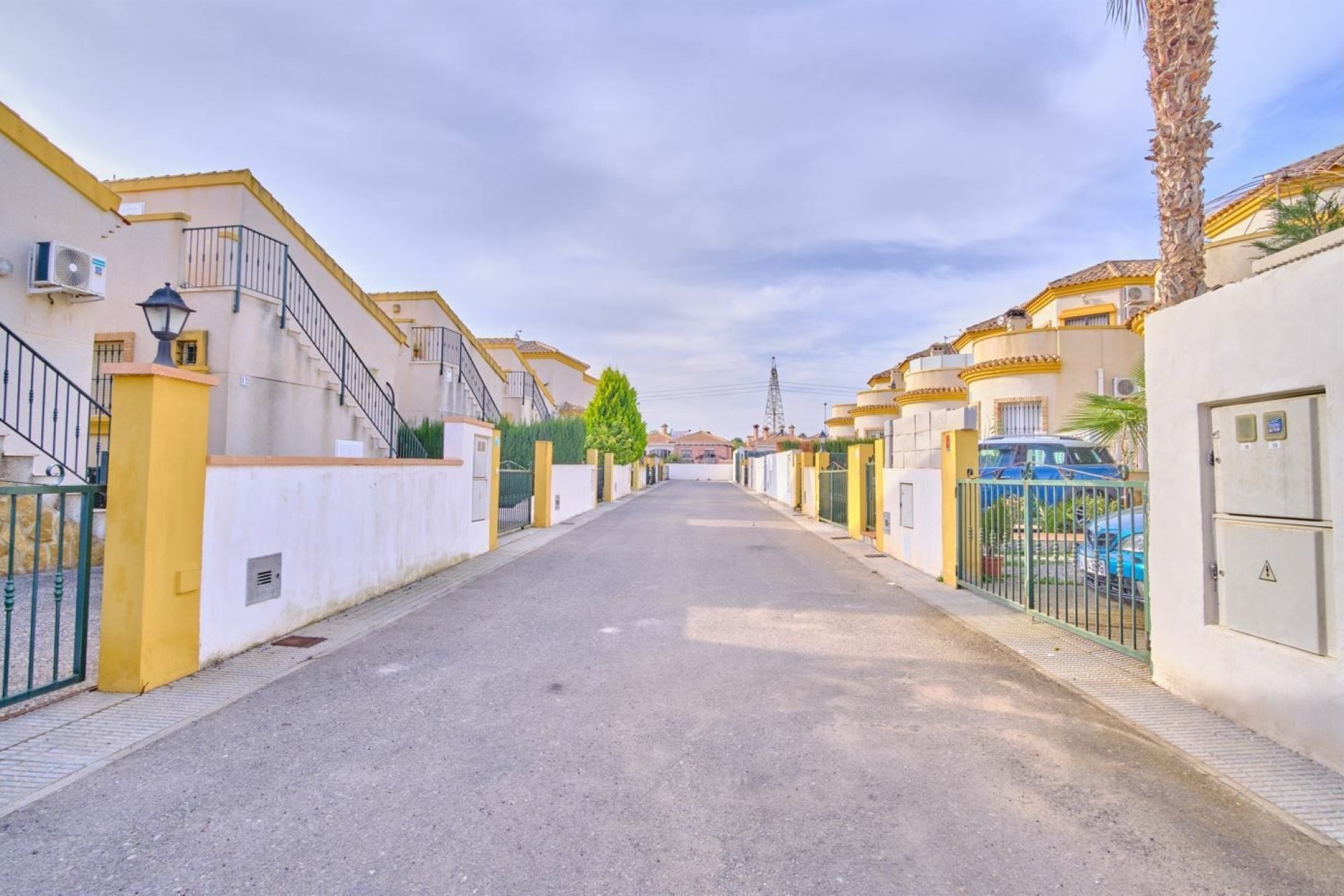 Videresalg - Frittliggende Villa - Los Montesinos - La Herrada