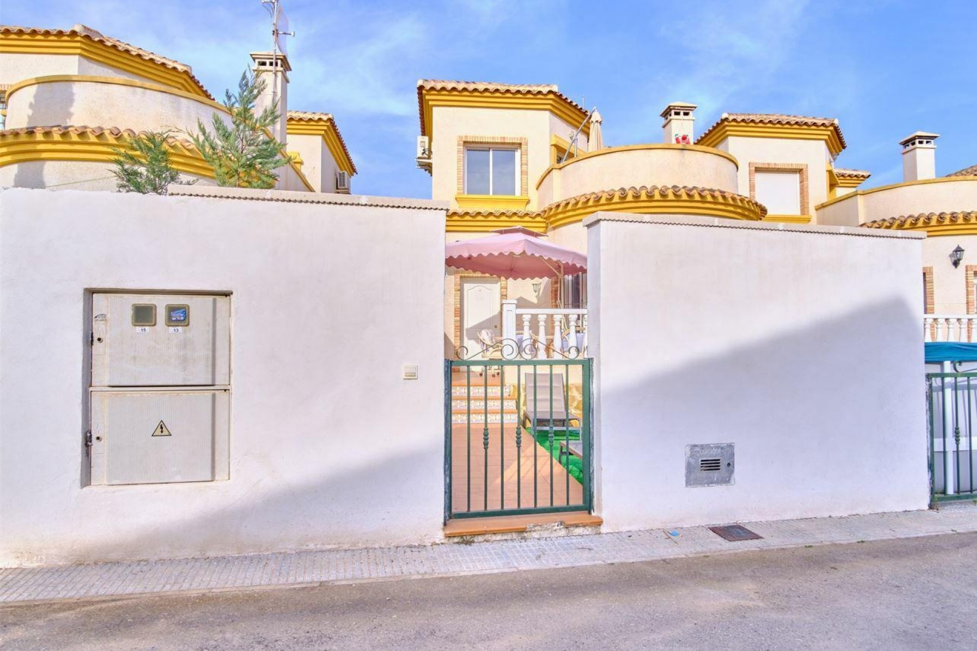 Videresalg - Frittliggende Villa - Los Montesinos - La Herrada