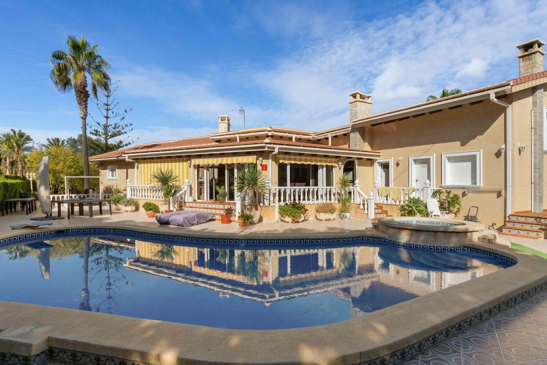 Videresalg - Frittliggende Villa - Orihuela Costa - Cabo Roig