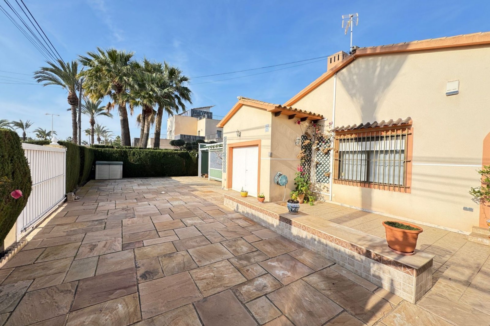 Videresalg - Frittliggende Villa - Orihuela Costa - Cabo Roig