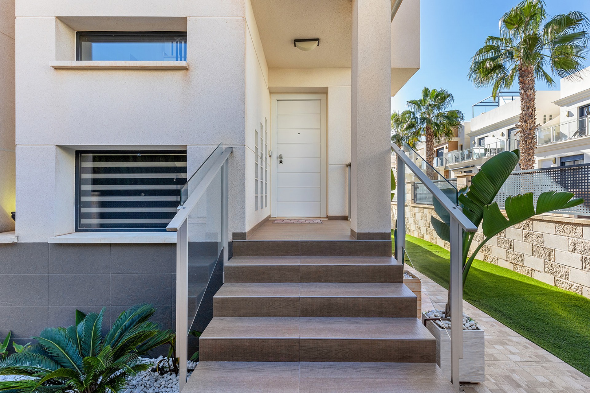 Videresalg - Frittliggende Villa - Orihuela Costa - La Zenia