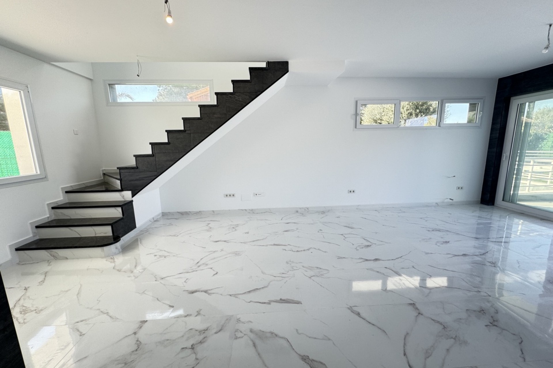 Videresalg - Frittliggende Villa - Orihuela Costa - Los Balcones