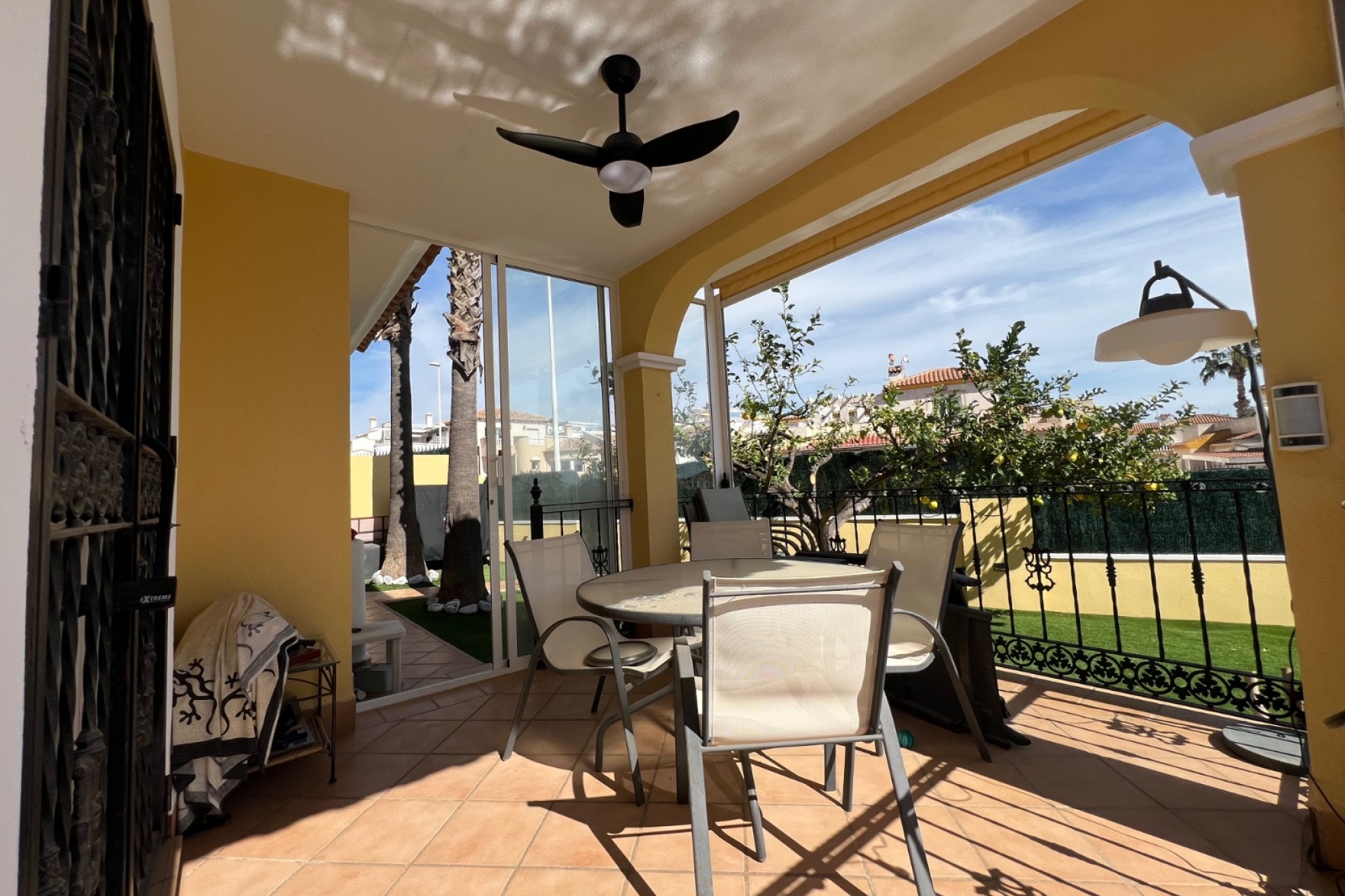 Videresalg - Frittliggende Villa - Orihuela Costa - Los Dolses