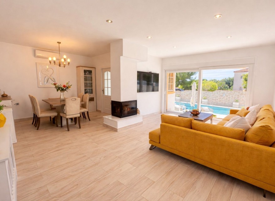 Videresalg - Frittliggende Villa - Orihuela Costa - Los Dolses