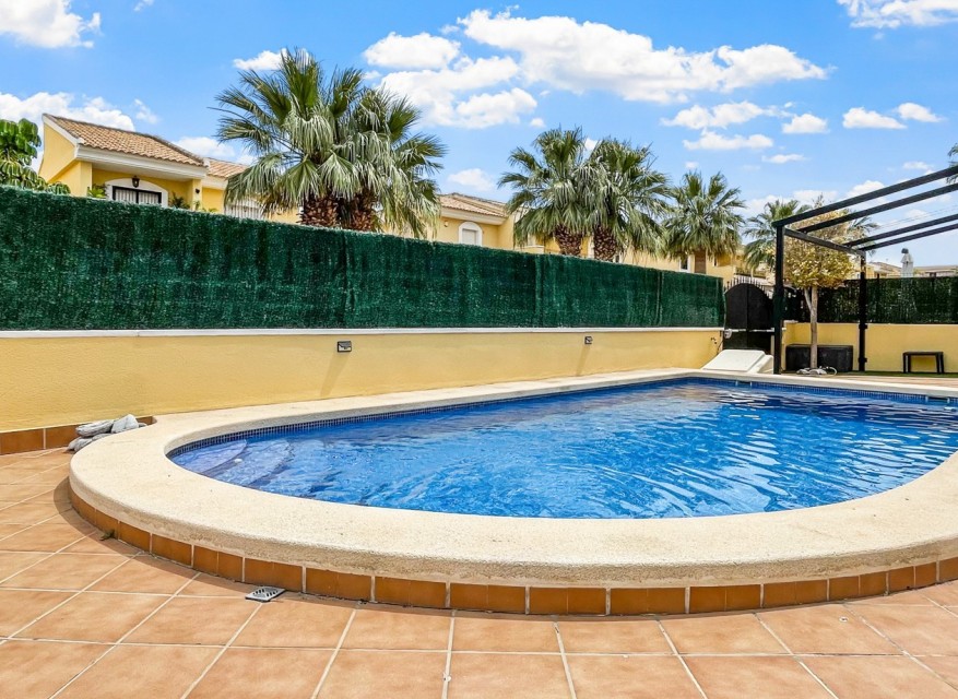 Videresalg - Frittliggende Villa - Orihuela Costa - Los Dolses