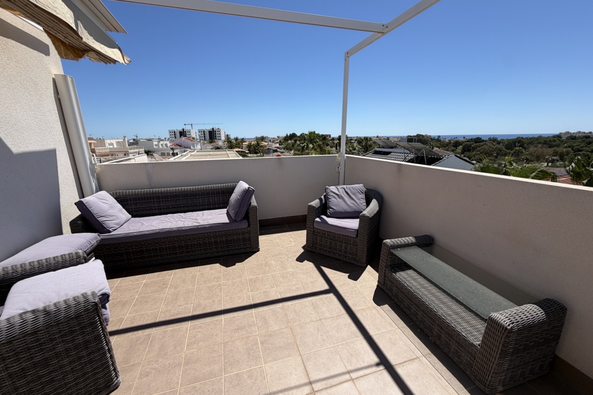 Videresalg - Frittliggende Villa - Orihuela Costa - Mil Palmeras