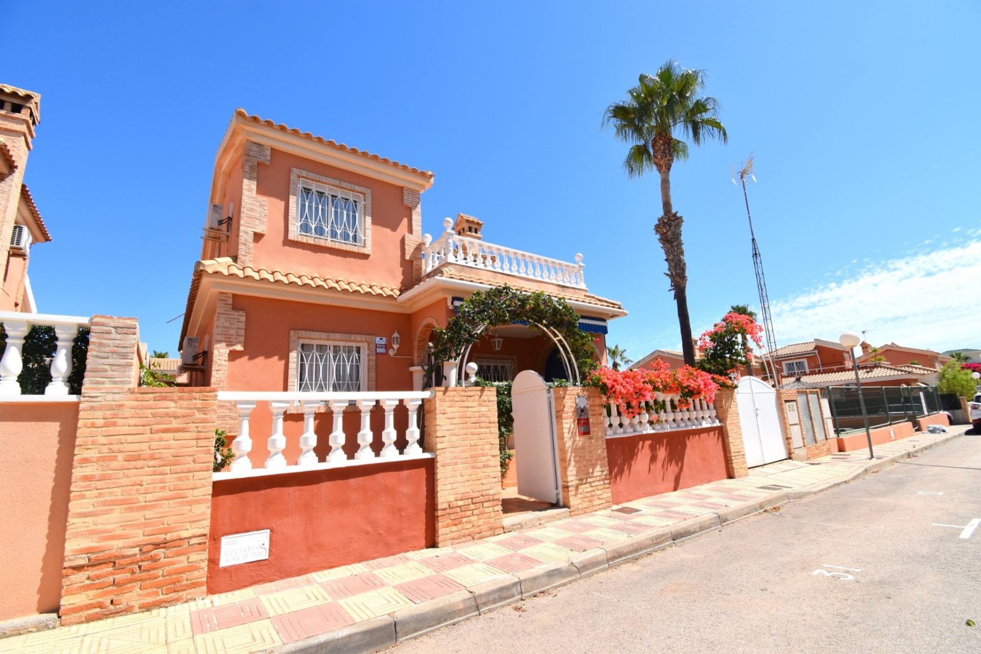 Videresalg - Frittliggende Villa - Orihuela Costa - Playa Flamenca