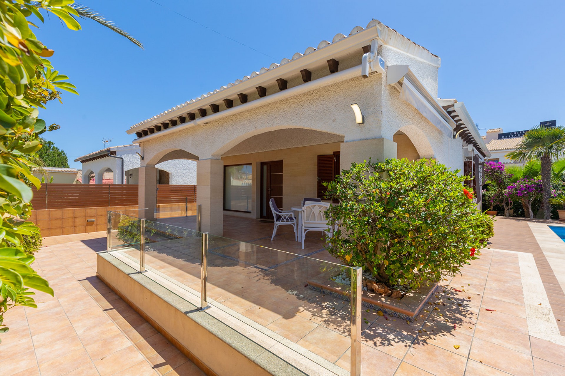 Videresalg - Frittliggende Villa - Orihuela Costa - Punta Prima
