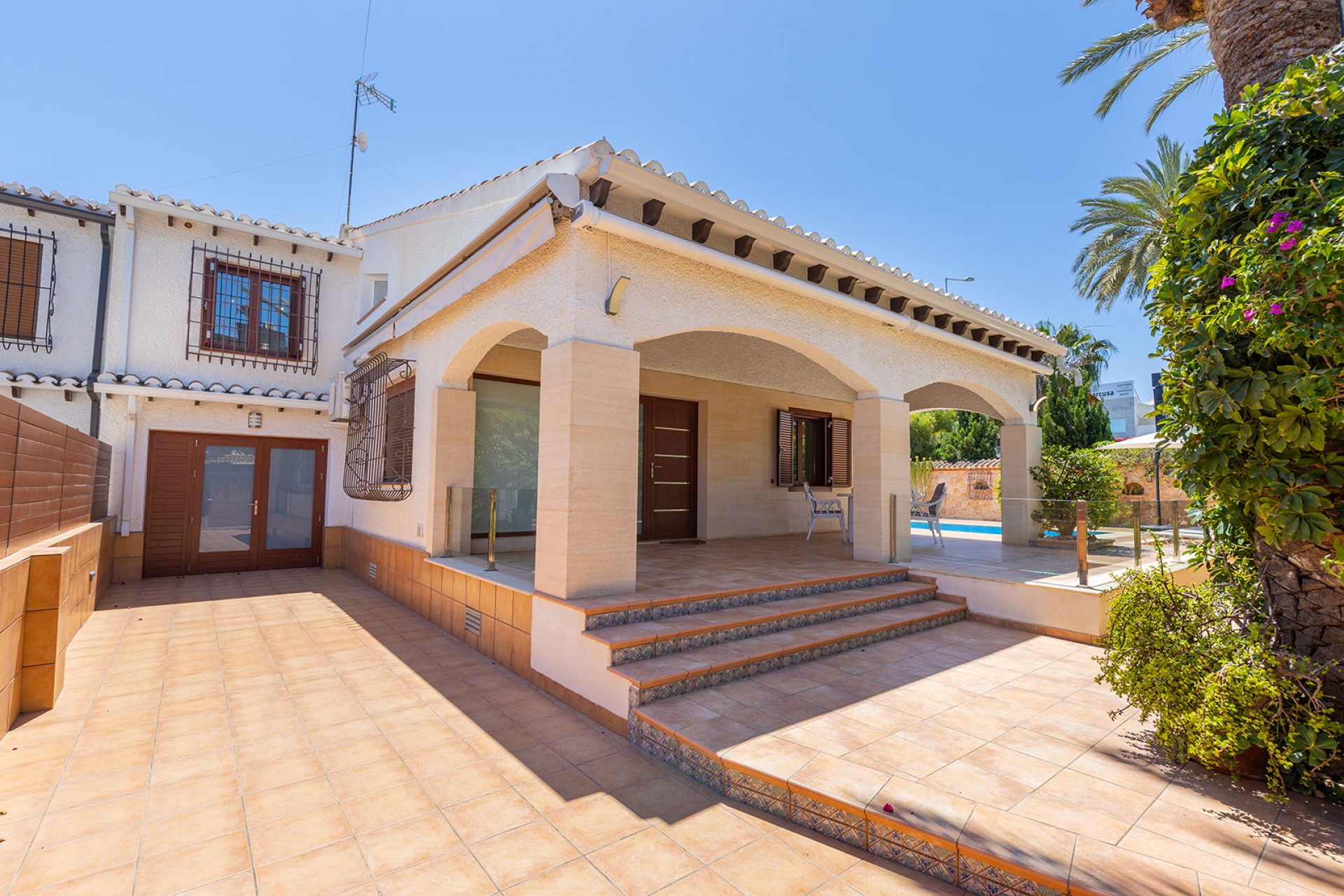 Videresalg - Frittliggende Villa - Orihuela Costa - Punta Prima