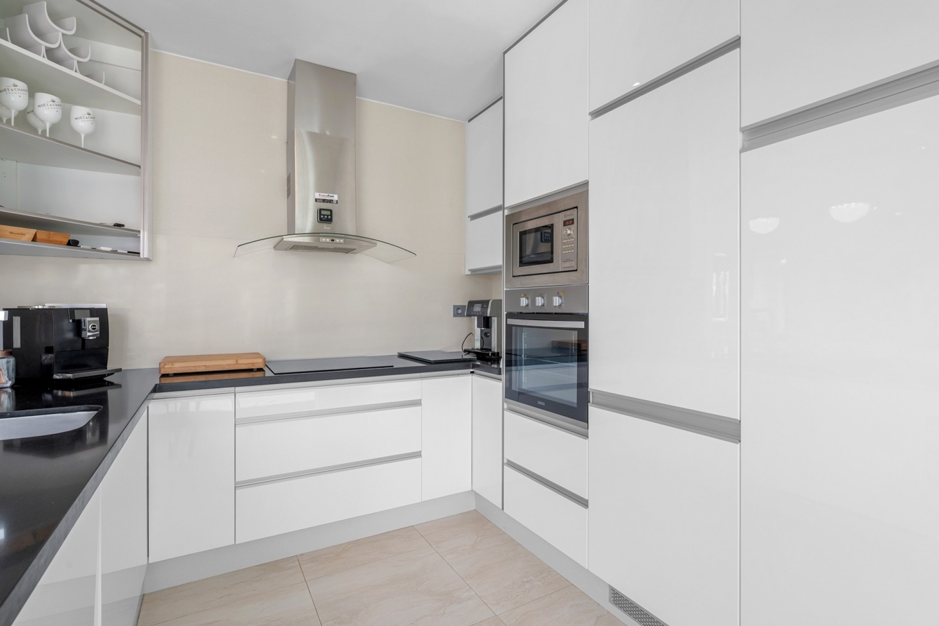 Videresalg - Frittliggende Villa - Orihuela Costa - Villamartin