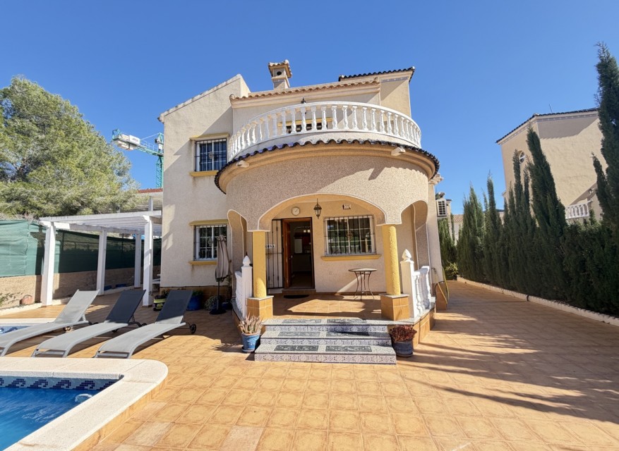 Videresalg - Frittliggende Villa - Orihuela Costa - Villamartin