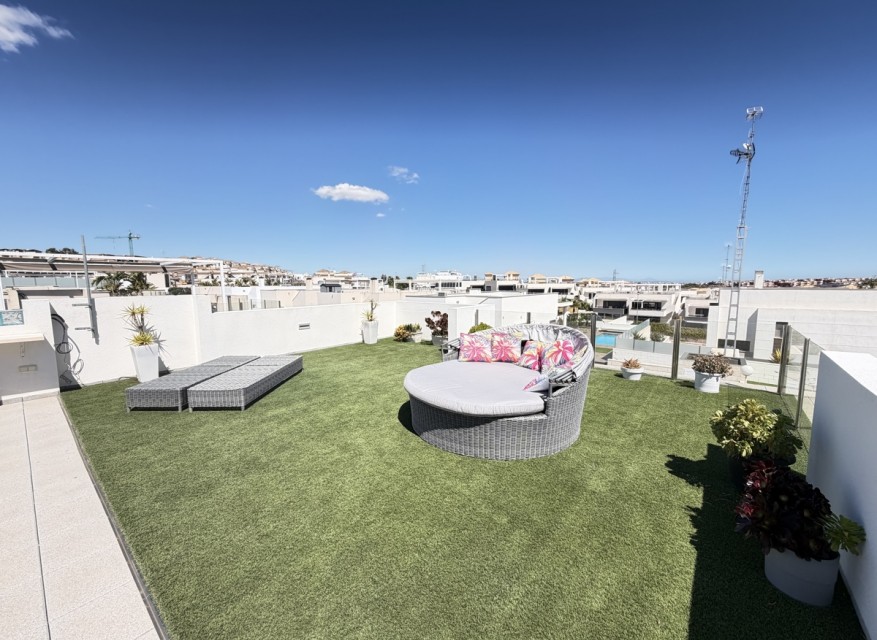 Videresalg - Frittliggende Villa - Orihuela Costa - Villamartin