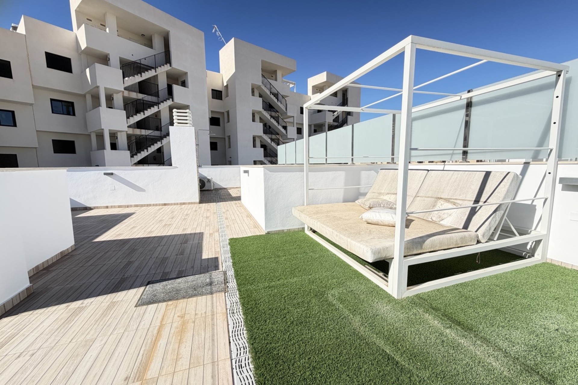 Videresalg - Frittliggende Villa - Orihuela Costa - Villamartin
