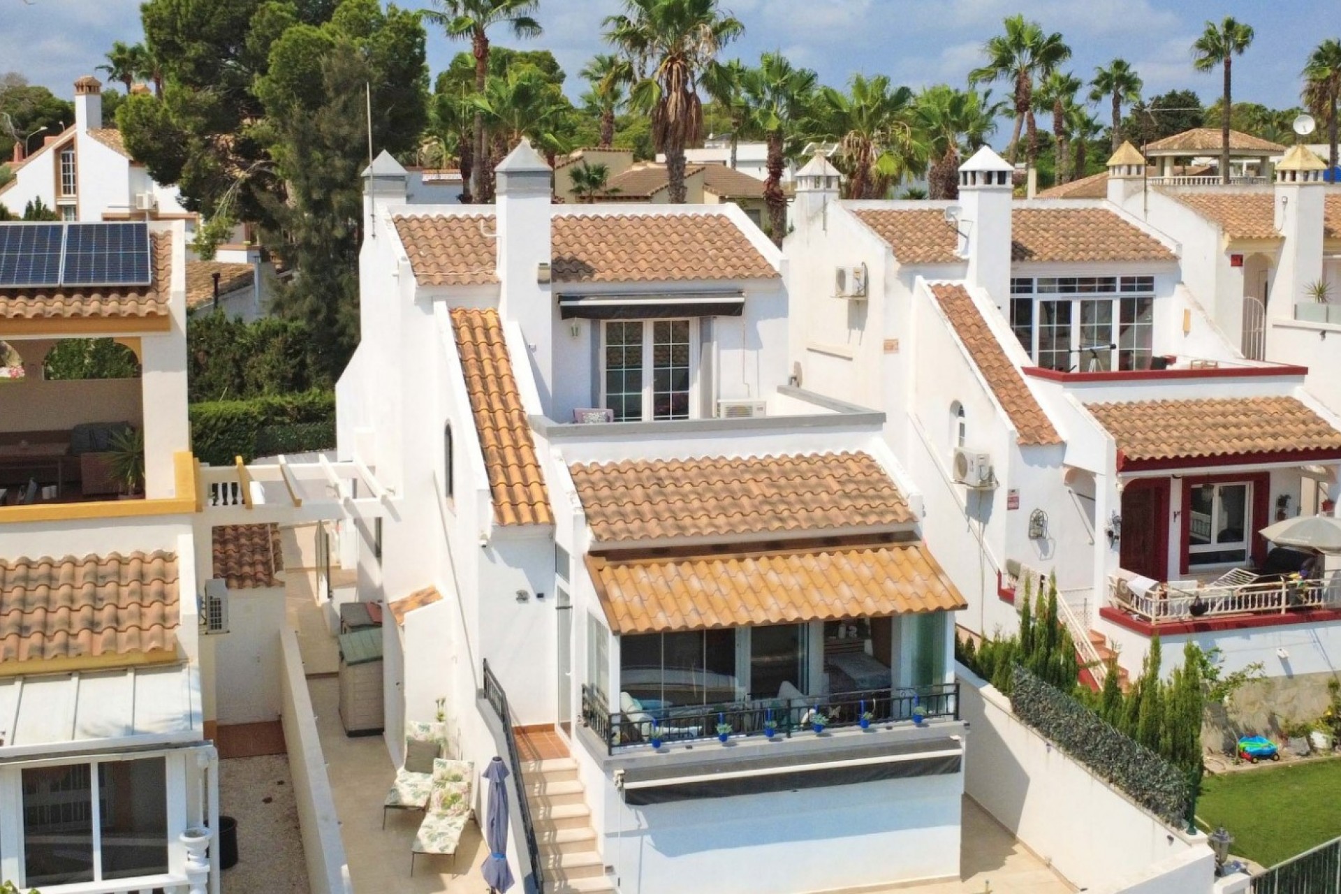 Videresalg - Frittliggende Villa - Orihuela Costa - Villamartin