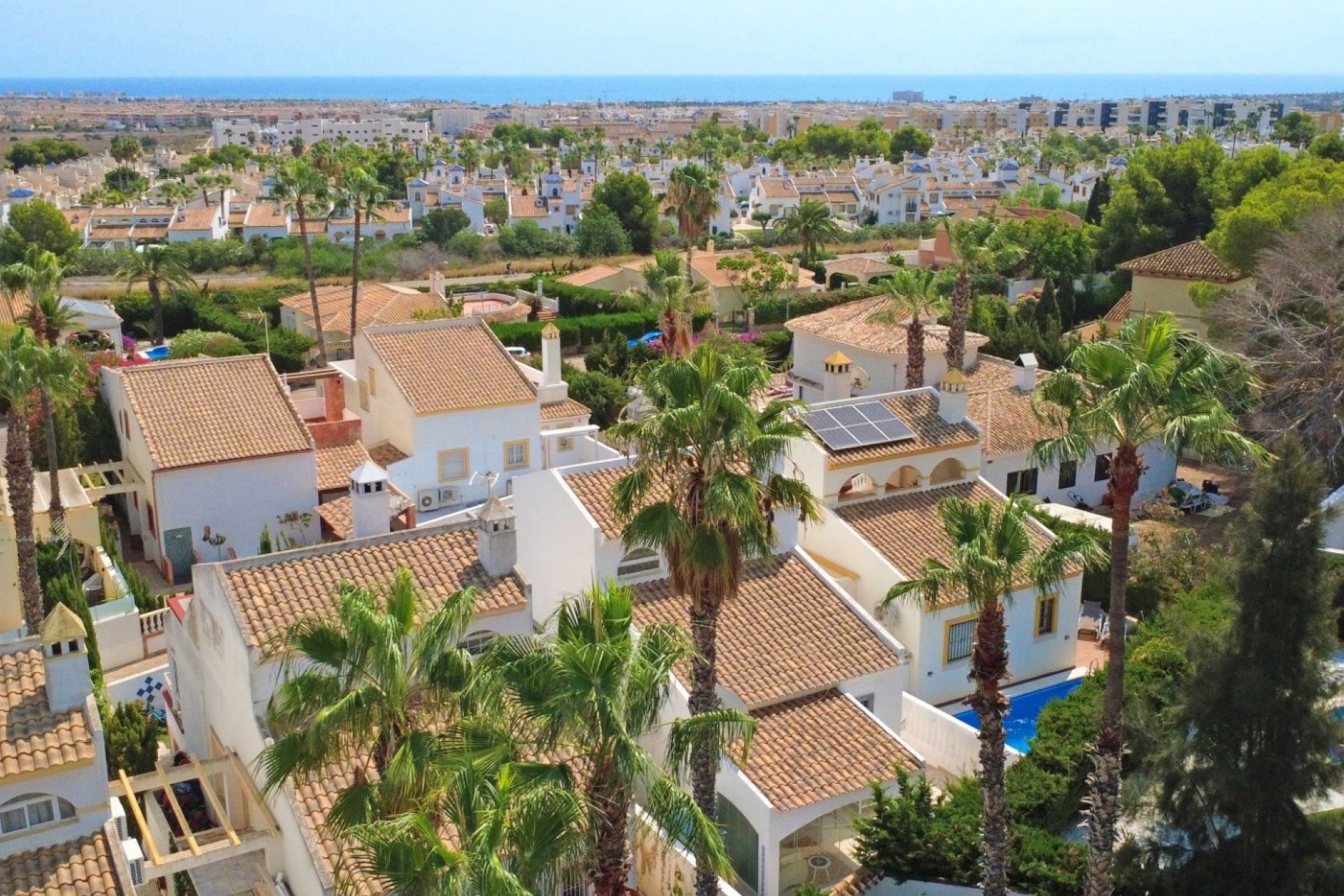 Videresalg - Frittliggende Villa - Orihuela Costa - Villamartin