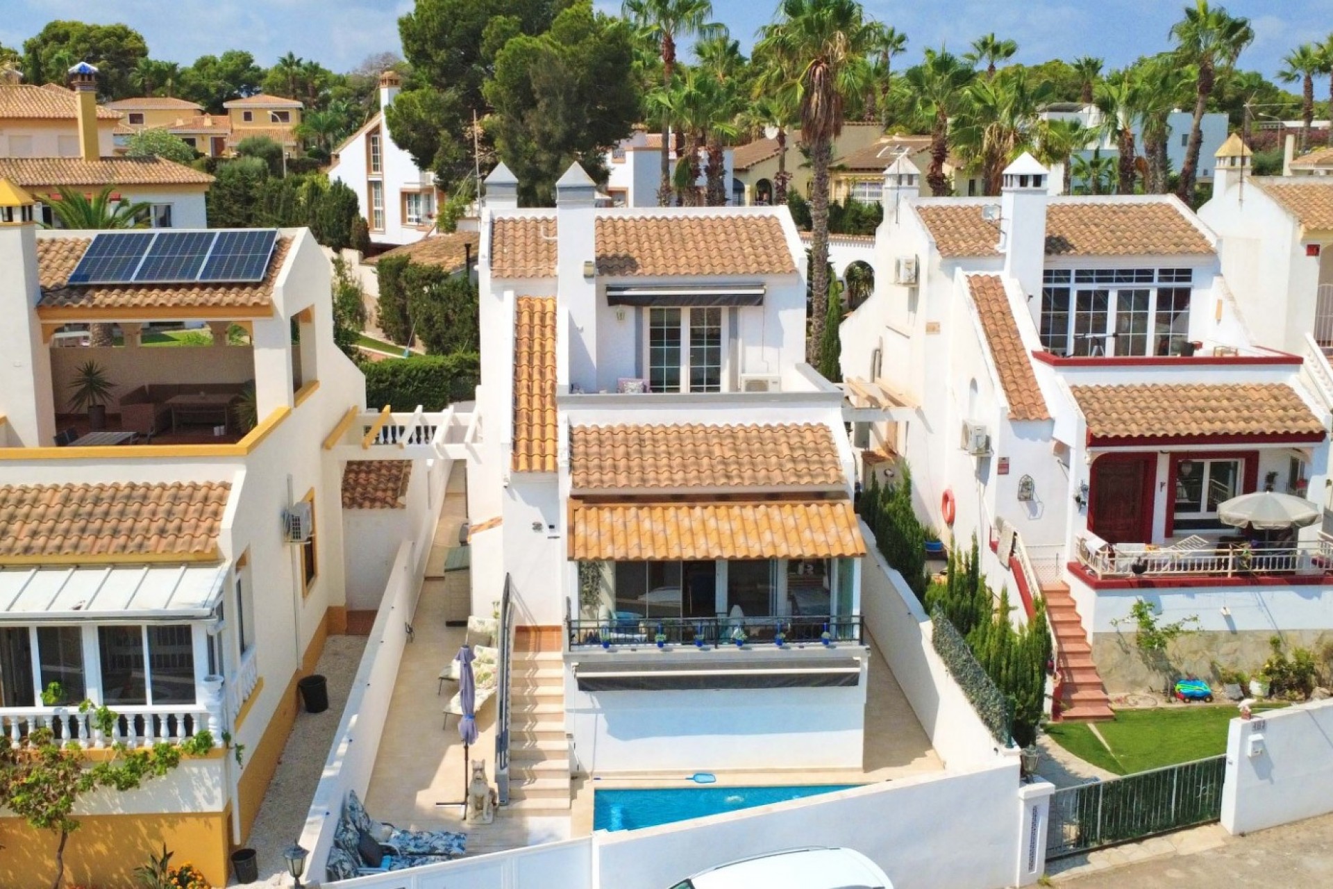 Videresalg - Frittliggende Villa - Orihuela Costa - Villamartin