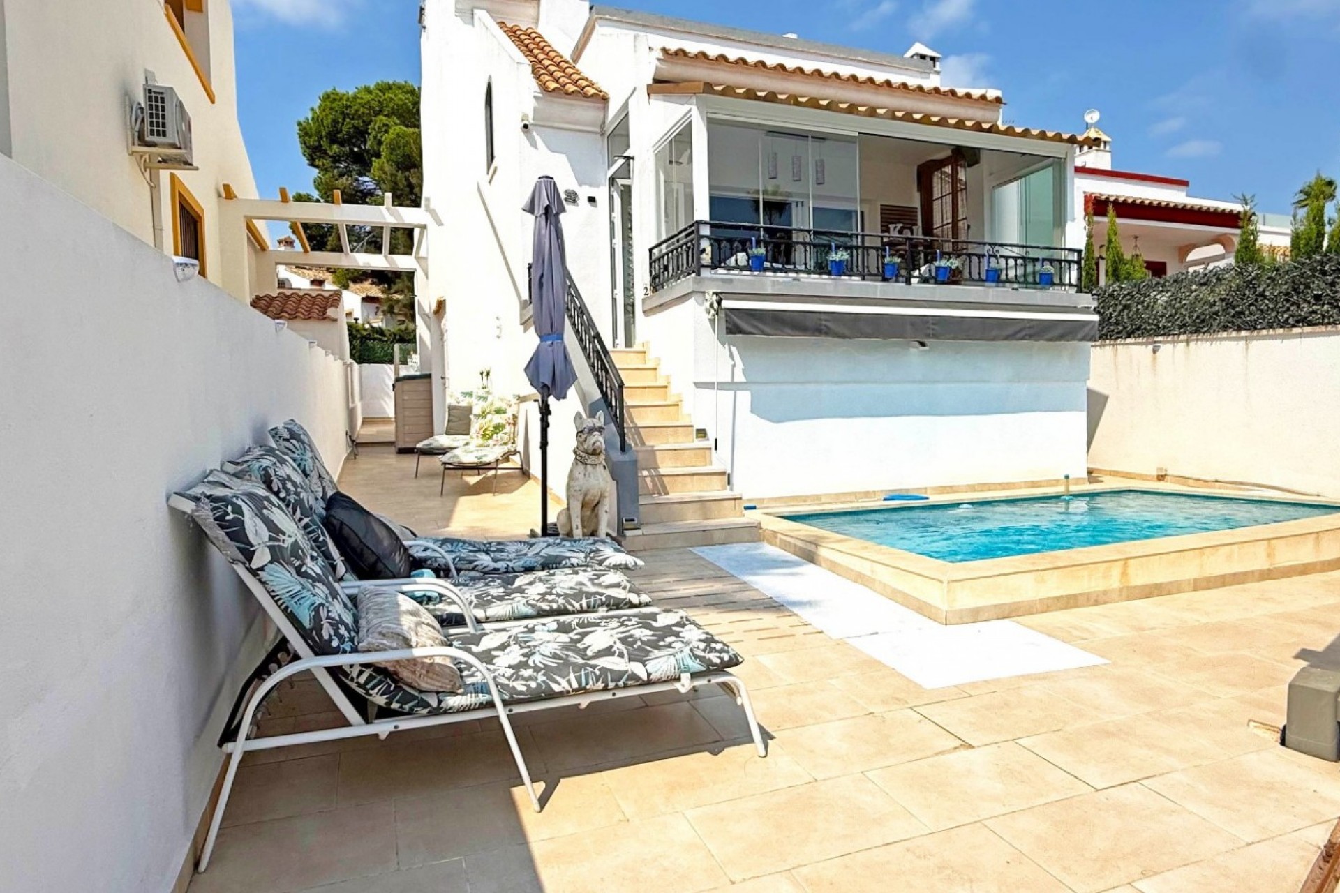 Videresalg - Frittliggende Villa - Orihuela Costa - Villamartin