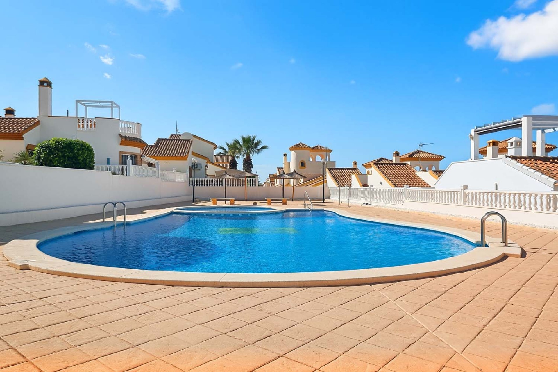Videresalg - Frittliggende Villa - Pinar de Campoverde - Pinar de Campoverde - Landsby