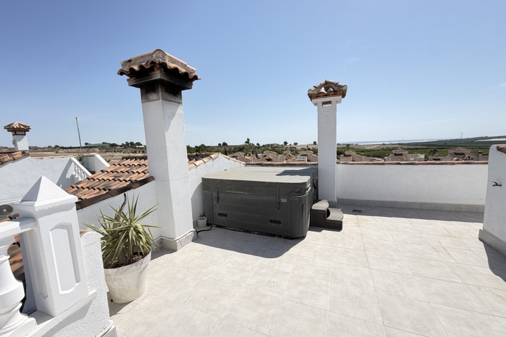 Videresalg - Frittliggende Villa - San Miguel de Salinas - Lake View Mansions