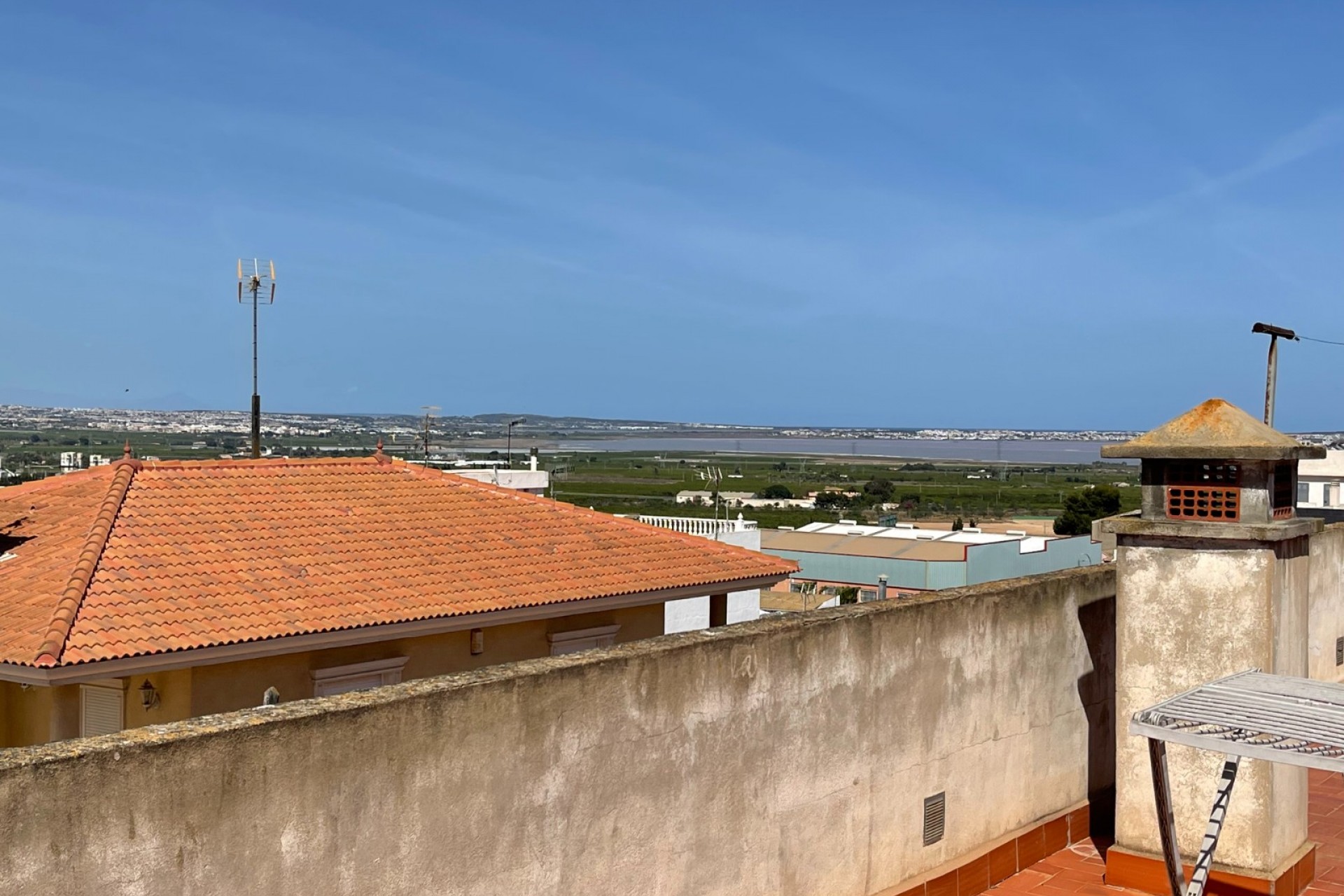 Videresalg - Frittliggende Villa - San Miguel de Salinas - pueblo