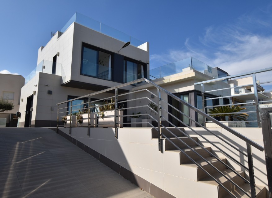 Videresalg - Frittliggende Villa - San Miguel de Salinas - San Miguel - Byen