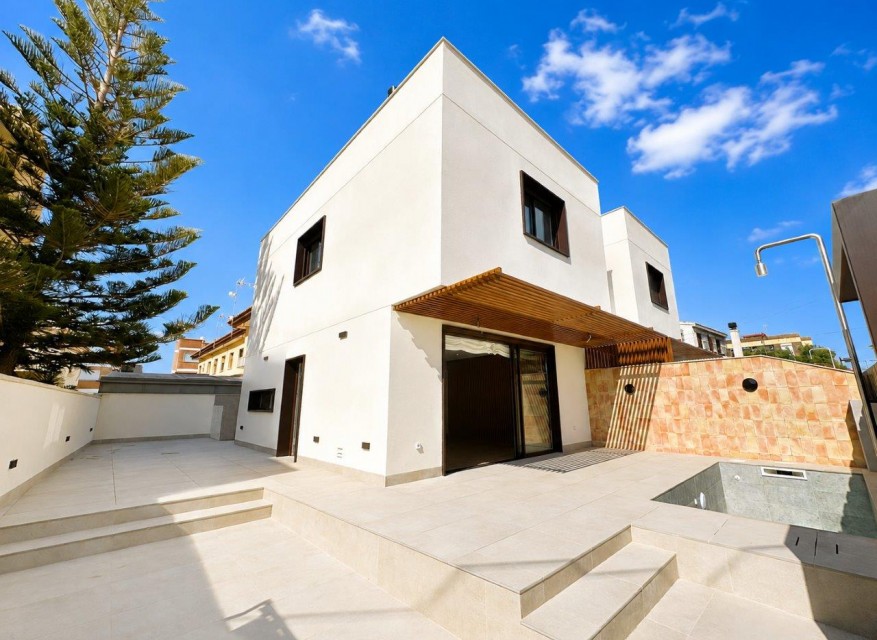 Videresalg - Frittliggende Villa - Santiago de La Ribera - Santiago de La Ribera - Byen