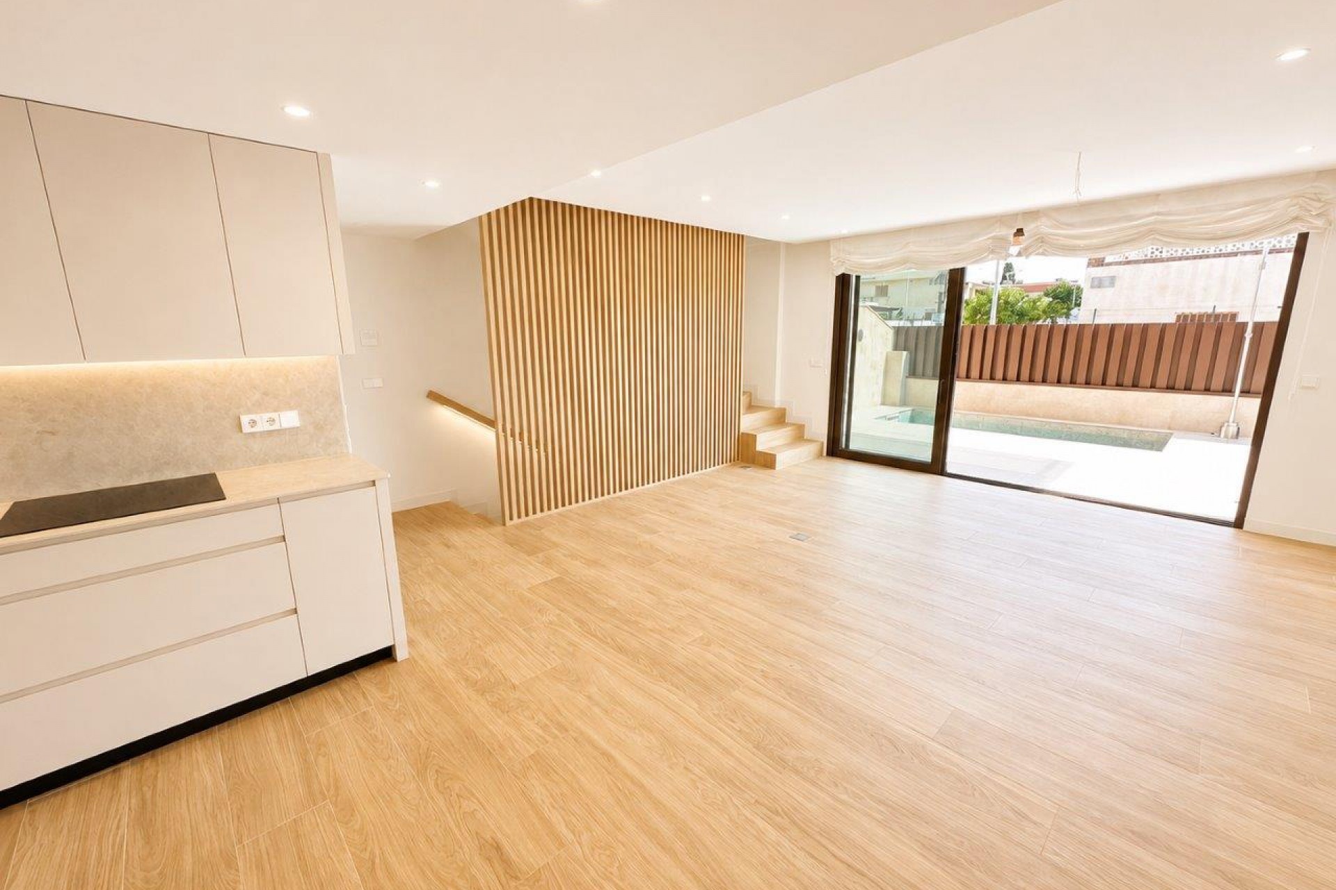 Videresalg - Frittliggende Villa - Santiago de La Ribera - Santiago de La Ribera - Byen