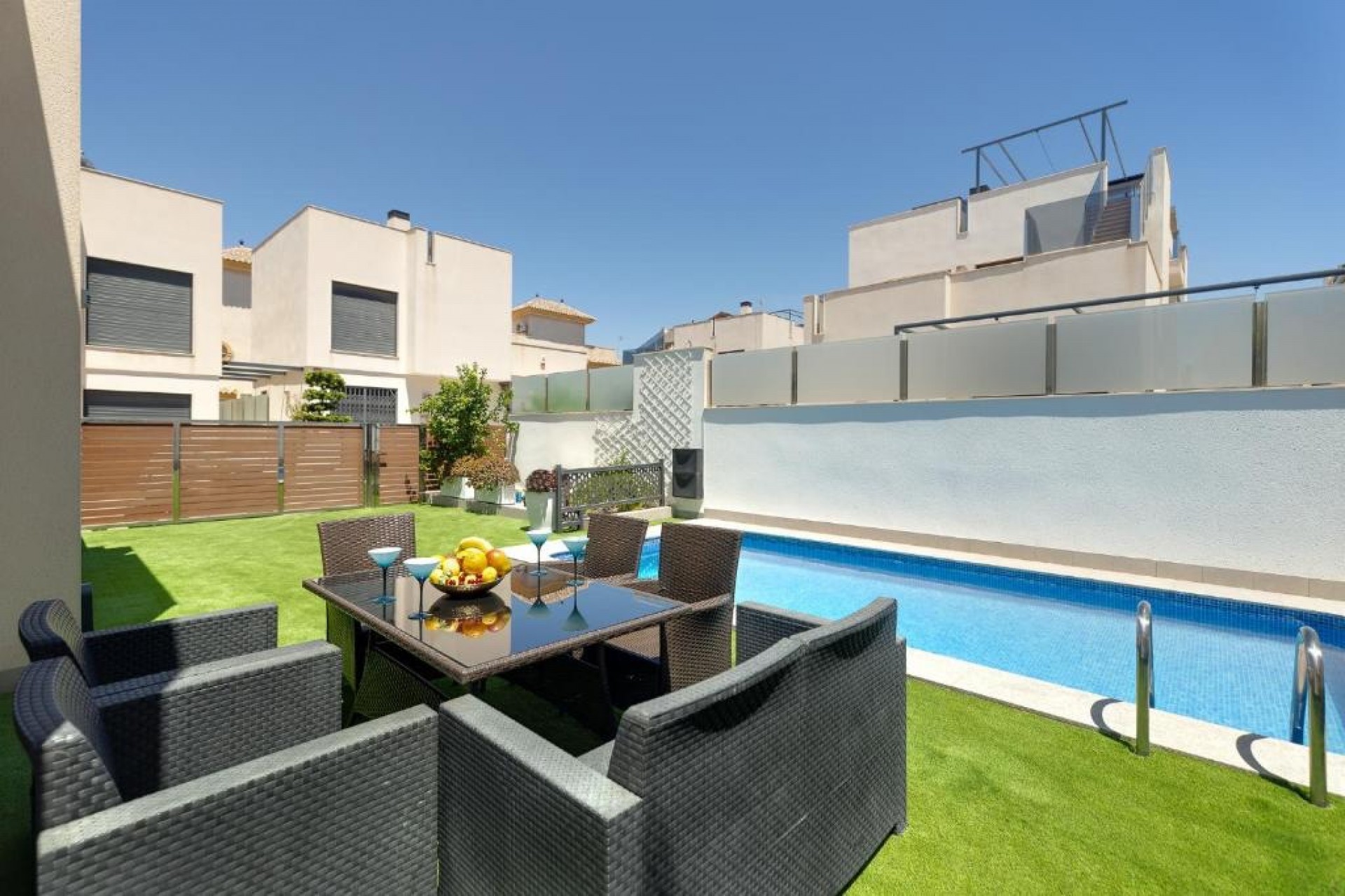Videresalg - Frittliggende Villa - Torrevieja - Aguas Nuevas