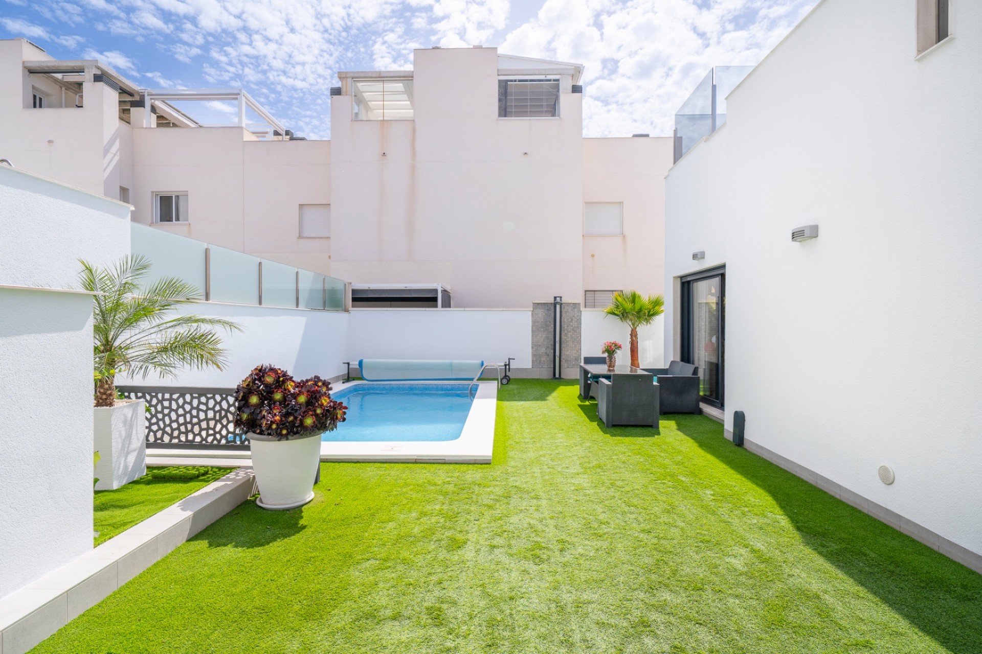 Videresalg - Frittliggende Villa - Torrevieja - Aguas Nuevas