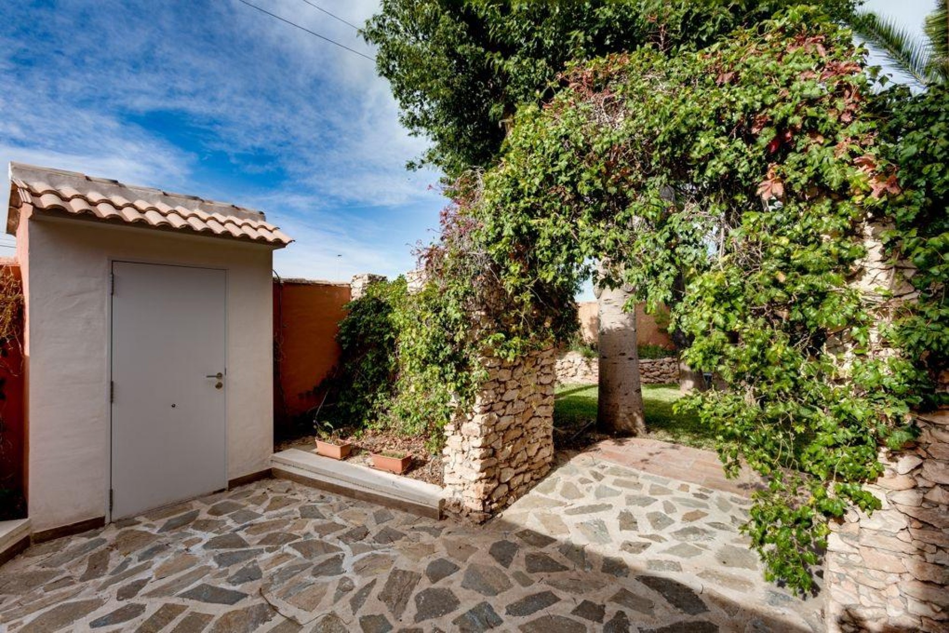 Videresalg - Frittliggende Villa - Torrevieja - El Chaparral