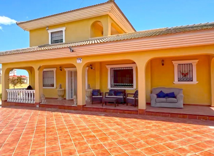 Videresalg - Frittliggende Villa - Torrevieja - Los Balcones - Los Altos del Edén