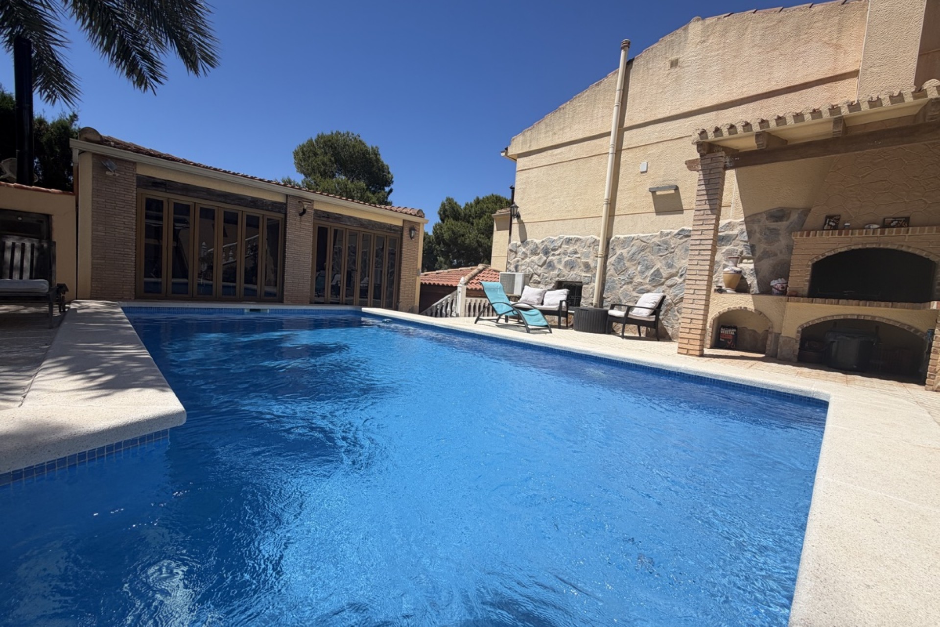 Videresalg - Frittliggende Villa - Torrevieja - Los Balcones