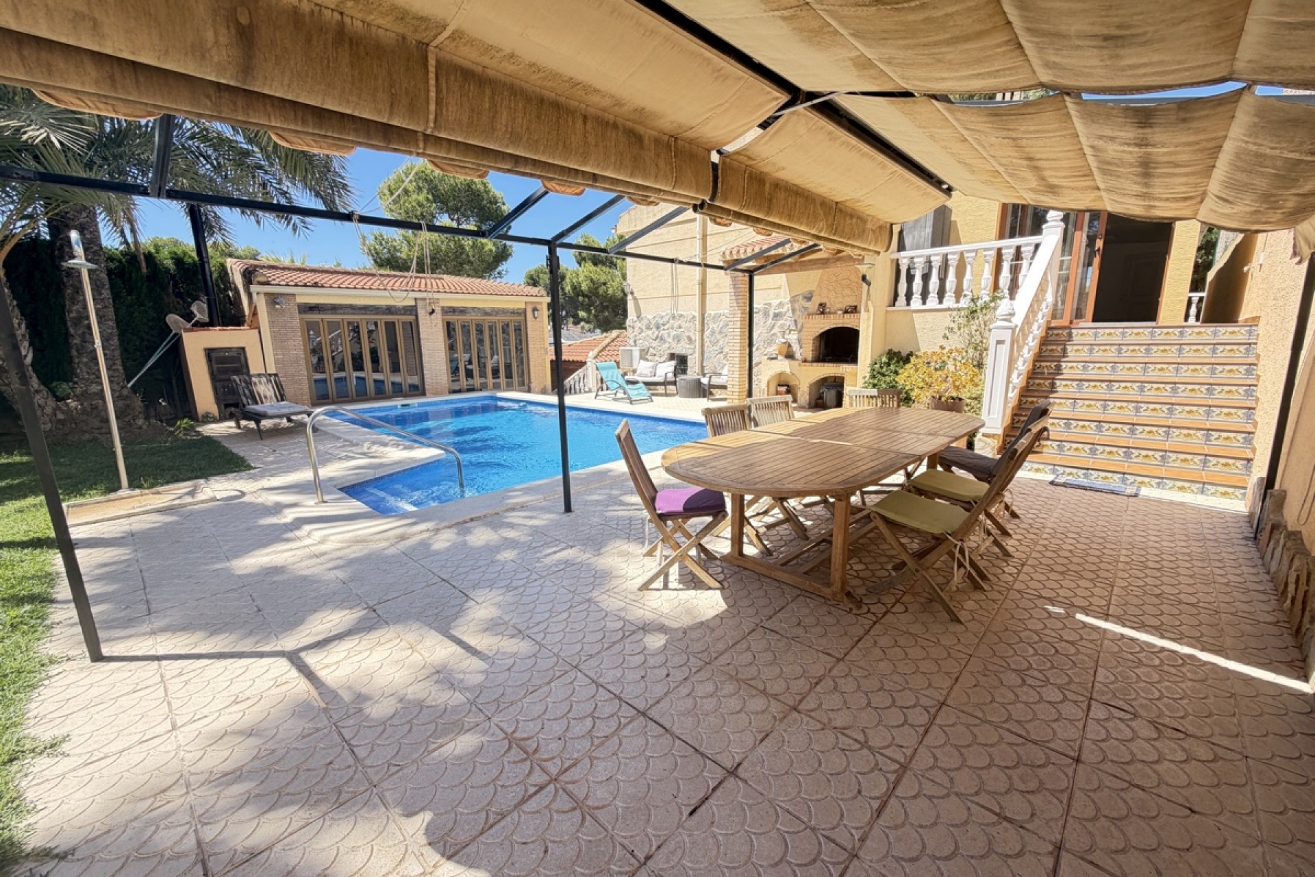 Videresalg - Frittliggende Villa - Torrevieja - Los Balcones