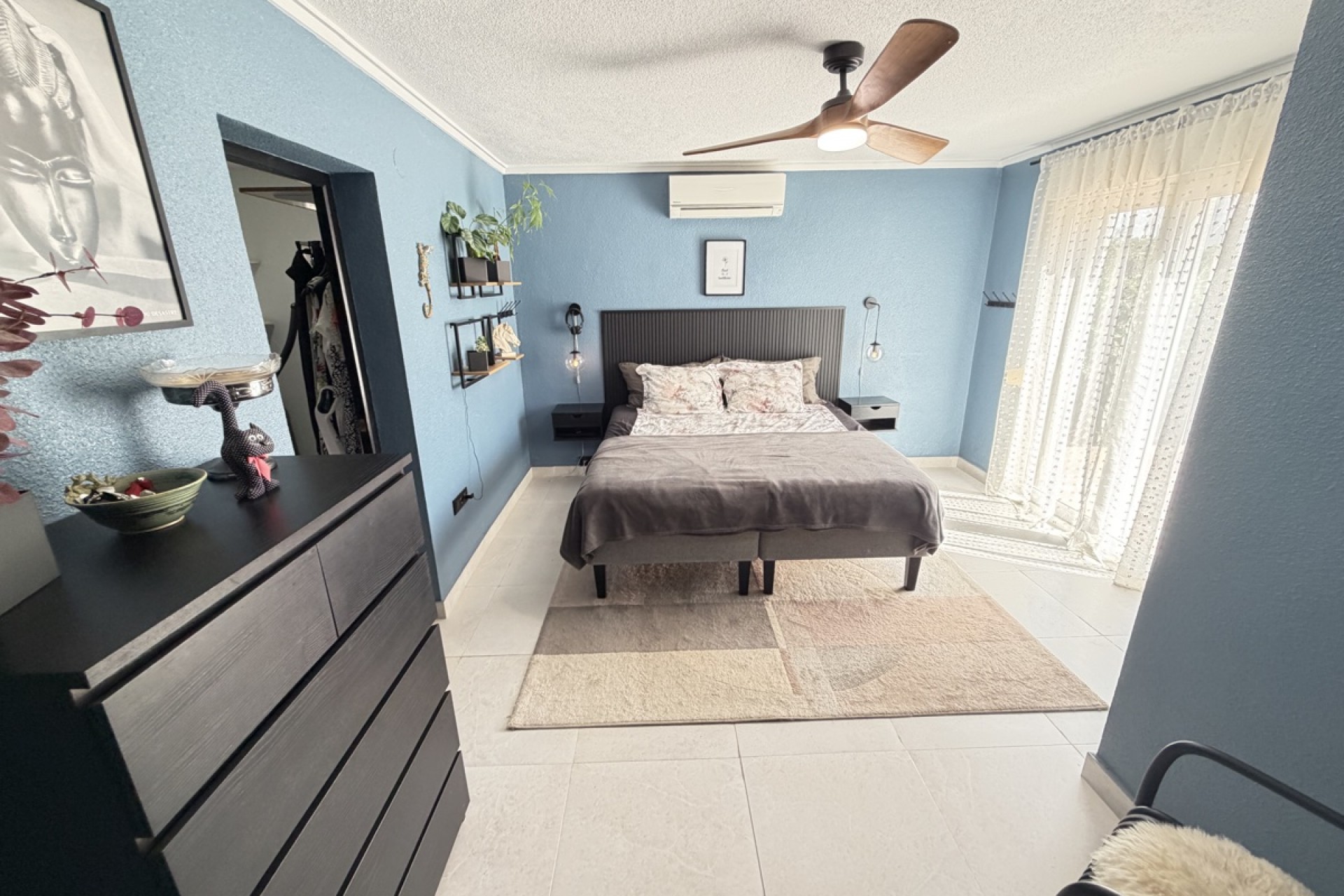 Videresalg - Frittliggende Villa - Torrevieja - San Luis