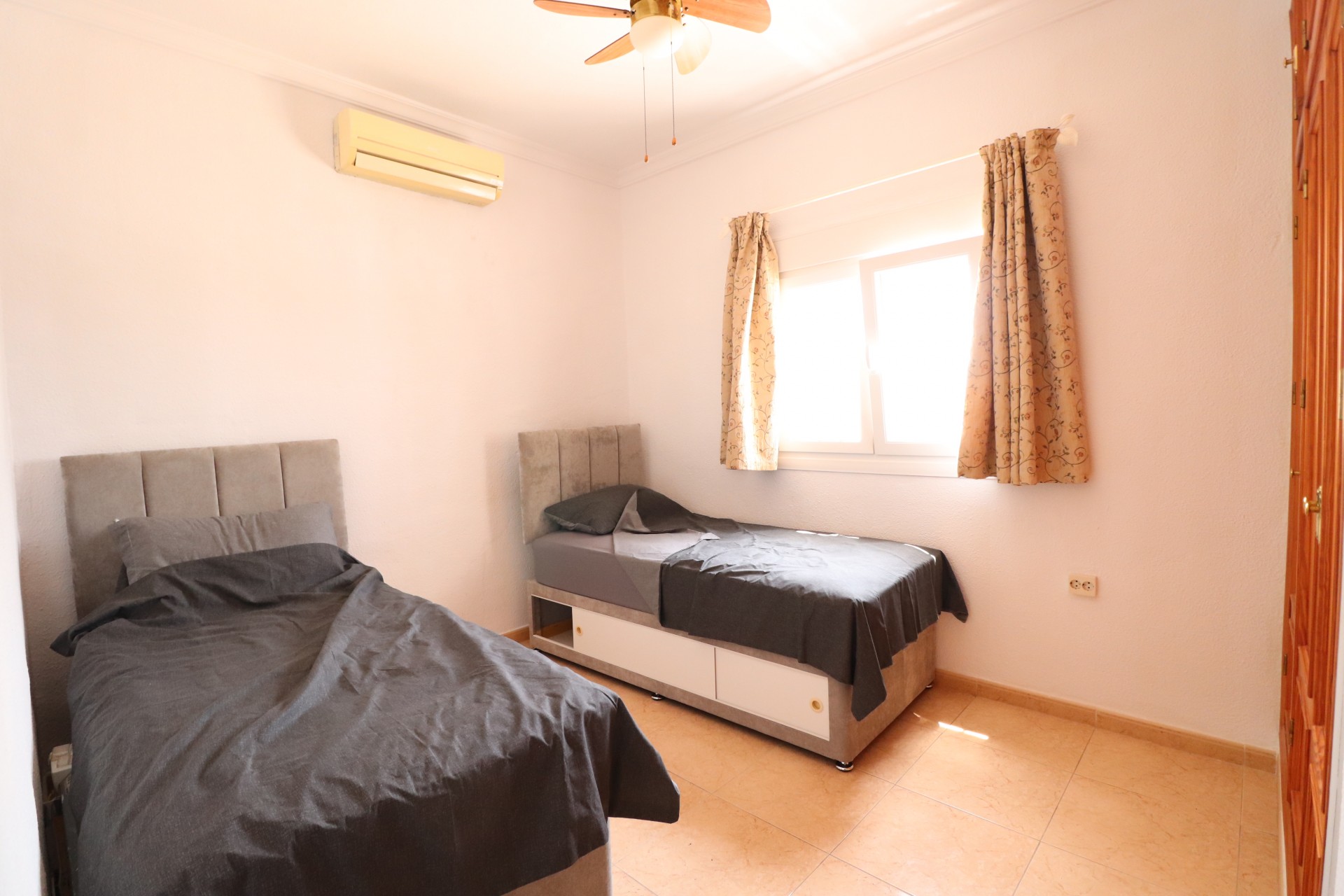 Videresalg - Land Eiendom - Orihuela - San Bartolome