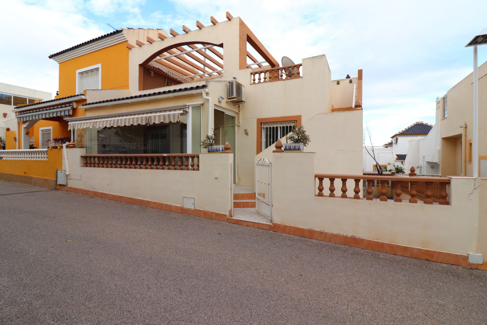Videresalg - Quad Villa - Orihuela Costa - Los Balcones