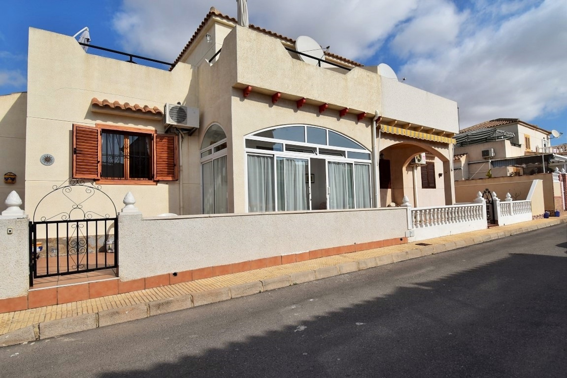 Videresalg - Quad Villa - Orihuela Costa - Playa Flamenca