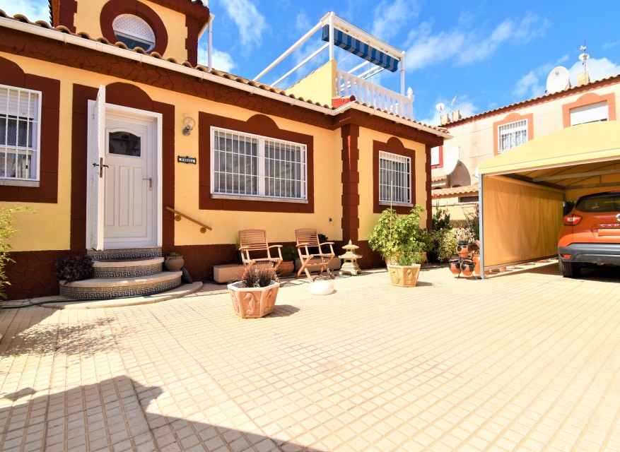 Videresalg - Quad Villa - Orihuela Costa - Playa Flamenca