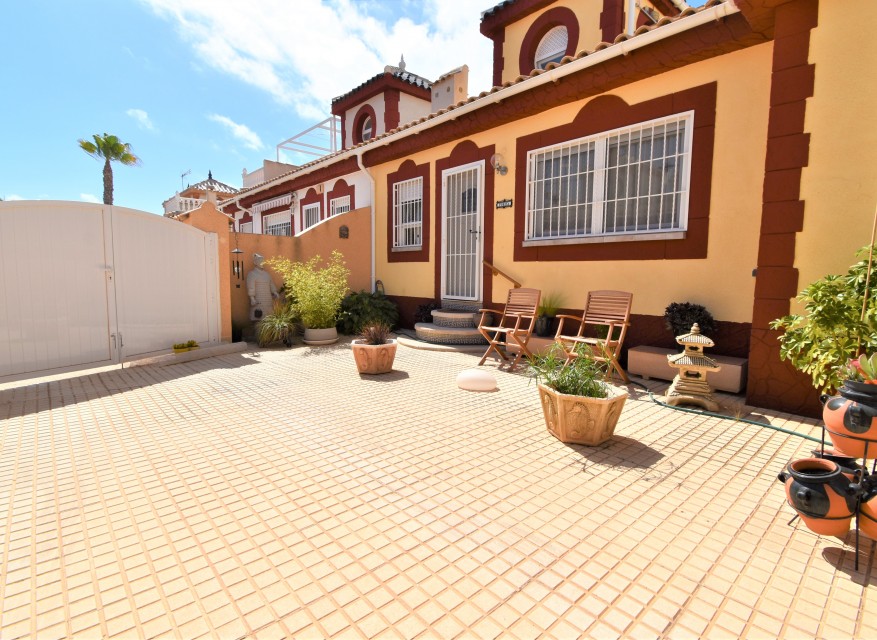 Videresalg - Quad Villa - Orihuela Costa - Playa Flamenca