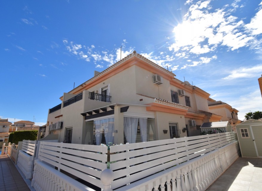 Videresalg - Quad Villa - Orihuela Costa - Playa Flamenca