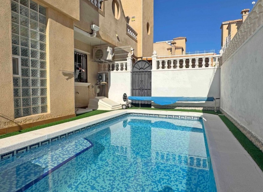 Videresalg - Quad Villa - Orihuela Costa - Villamartin